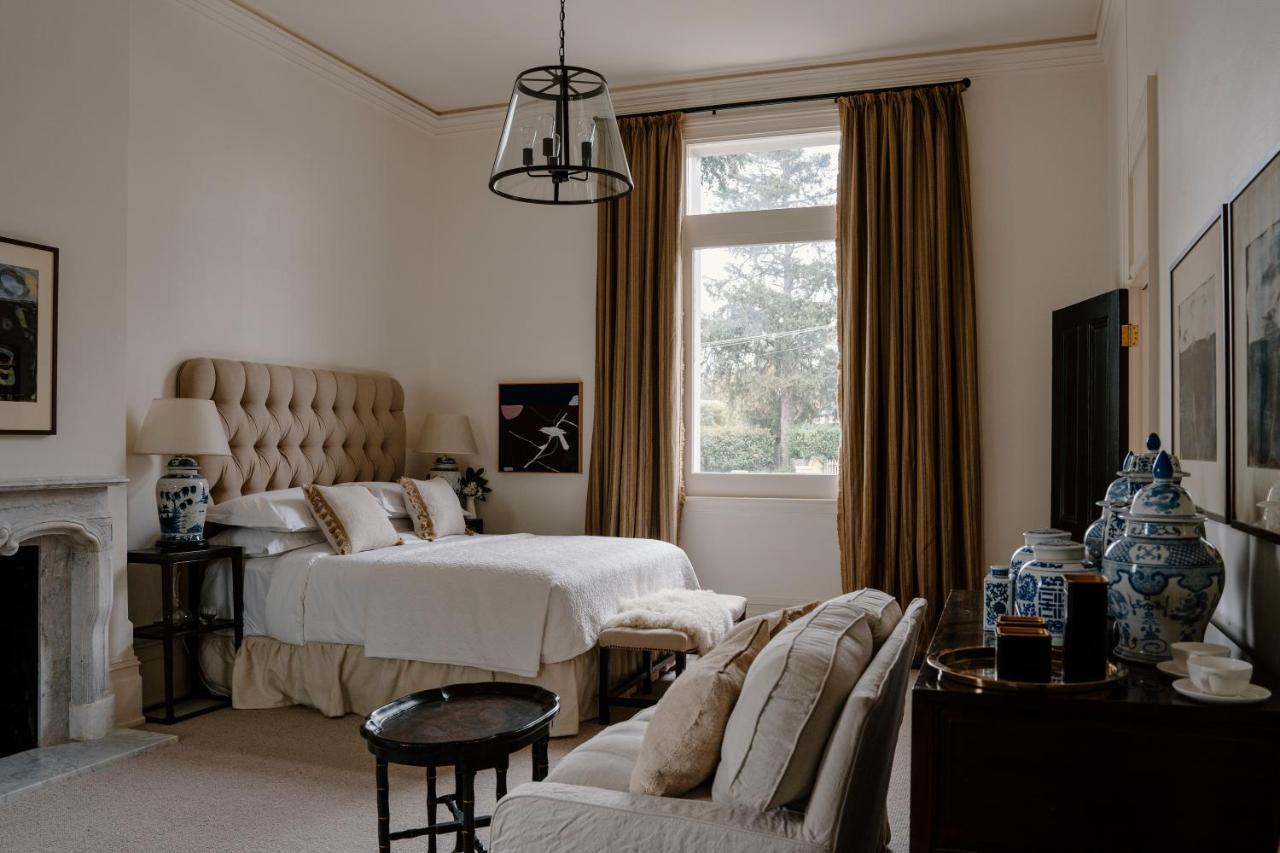 Moss Manor Hotel Мос Вейл Екстериор снимка