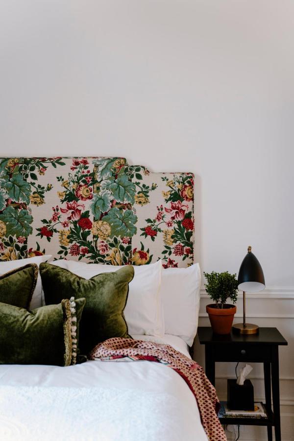 Moss Manor Hotel Мос Вейл Екстериор снимка