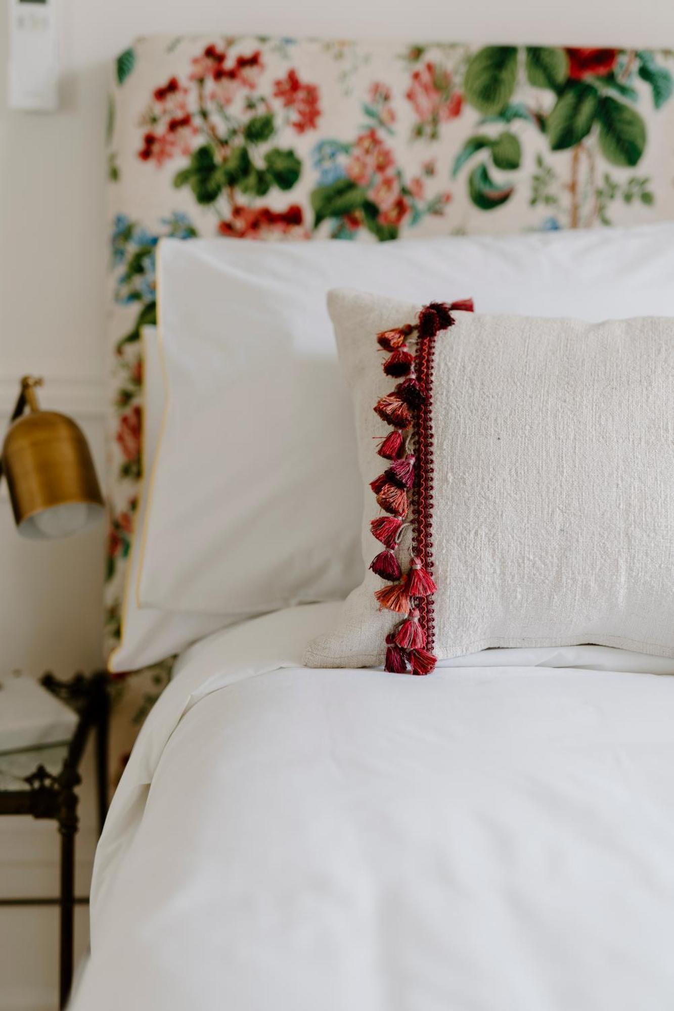 Moss Manor Hotel Мос Вейл Екстериор снимка
